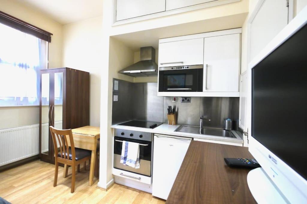47b Aparthotel *