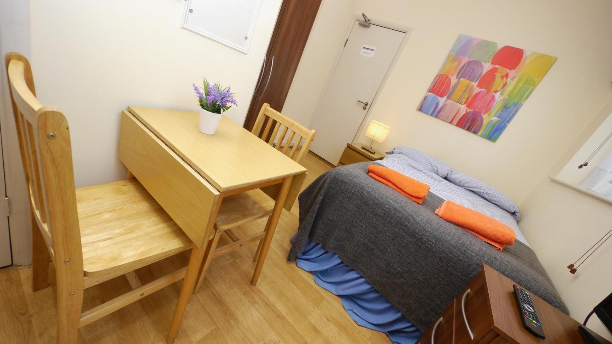47b Aparthotel *